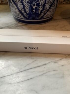 Apple Pencil (2nd generation), model # A2051, never used in original box